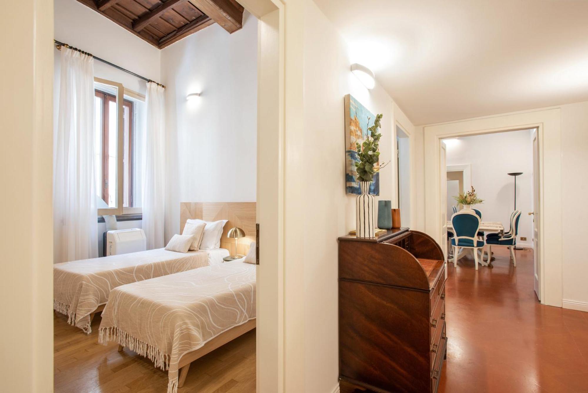 Apartment Avila Palace Piazza Navona Rome